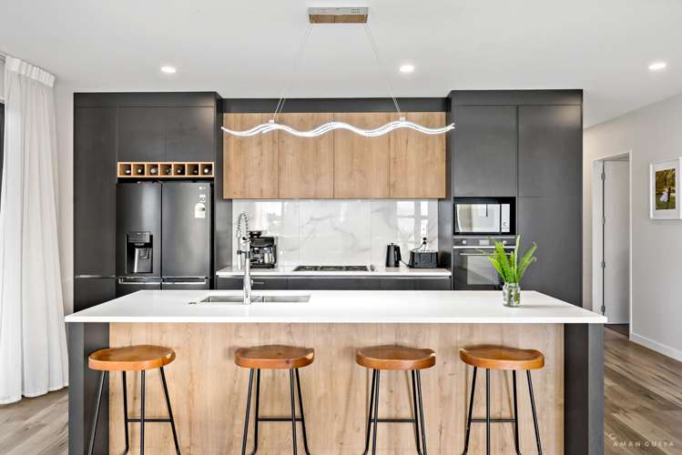 12A Crows Road_5