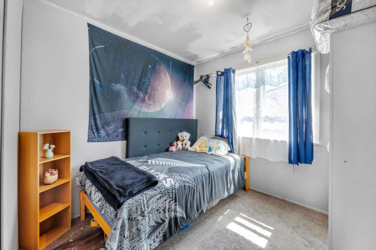 11 Alexander Crescent_5