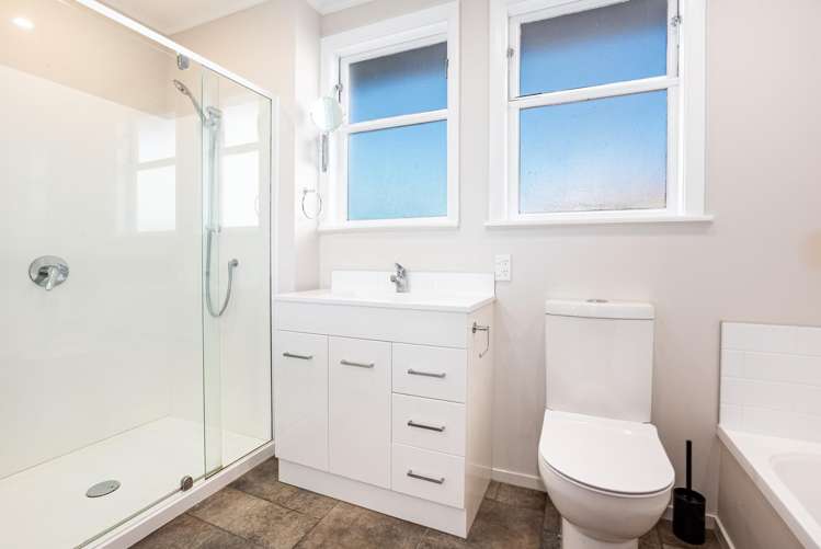 23 Turkington Street Tawa_17