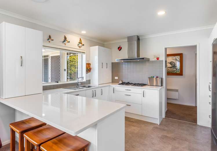 11 Murray Court Paraparaumu Beach_2