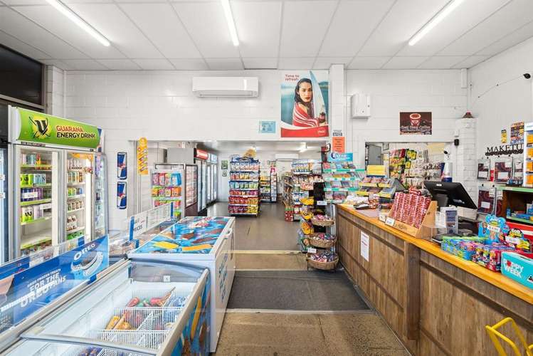 6 Little Waihi Road Maketu_25