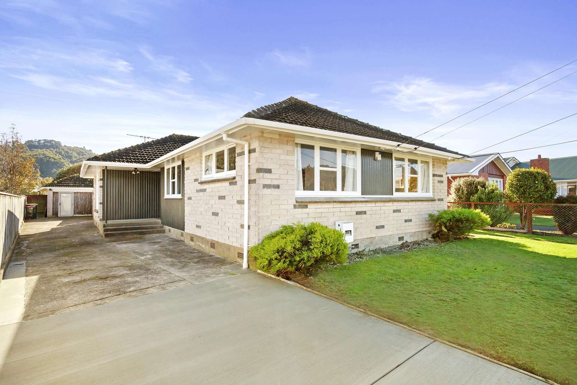 7 Holyoake Crescent Avalon_0