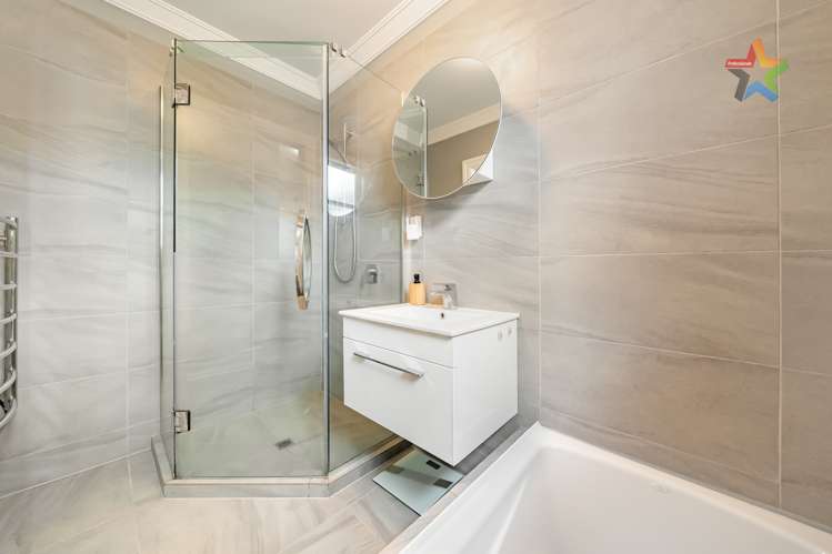 79 Waddington Drive Naenae_12