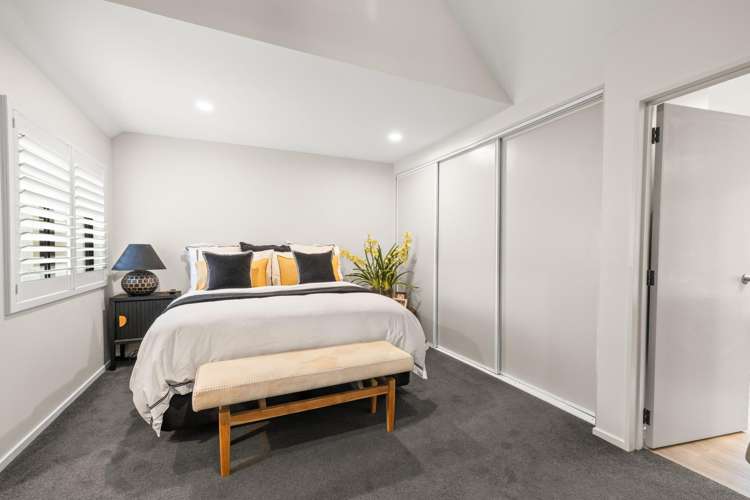 1/166 Rossall Street Merivale_11