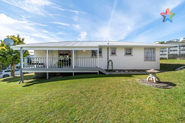22 Invercargill Drive Kelson_19