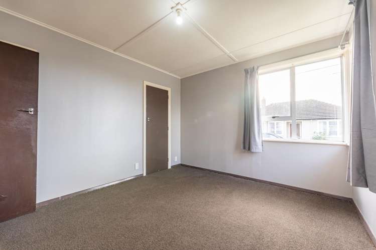 9 Andrew Street Marchwiel_14