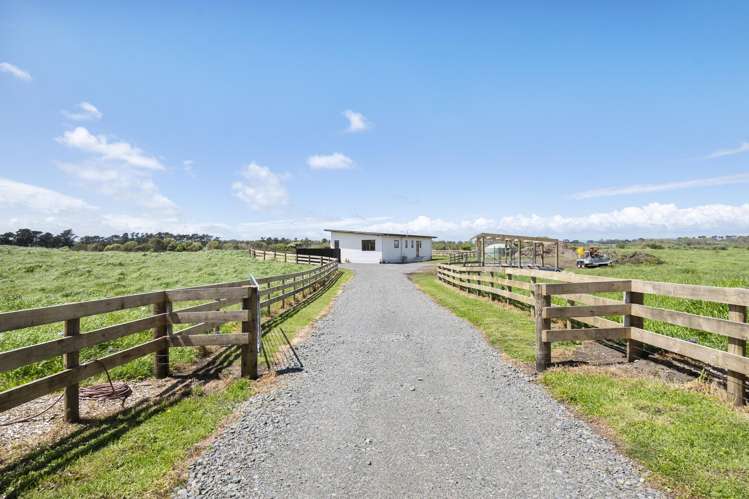 1121 Parewanui Road Parewanui_20