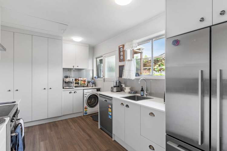 1/45 Glenmore Road Sunnyhills_8