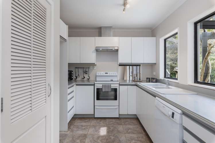 2 Te Kawau Pass Greenhithe_11