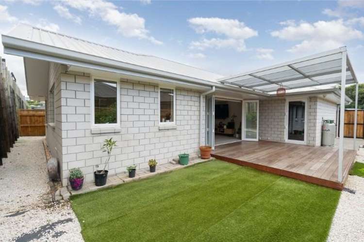 178 Adler Drive 1115_19