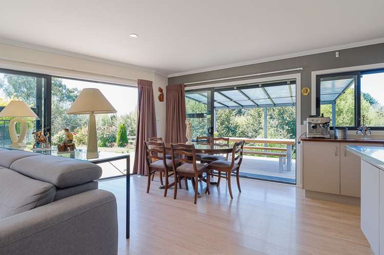 88 Ireland Road Waipawa_9