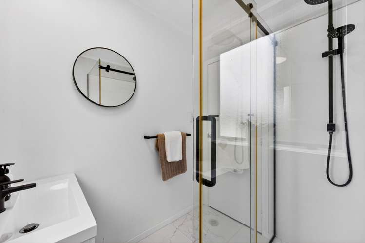5a/2 Tobruk Crescent Milford_6