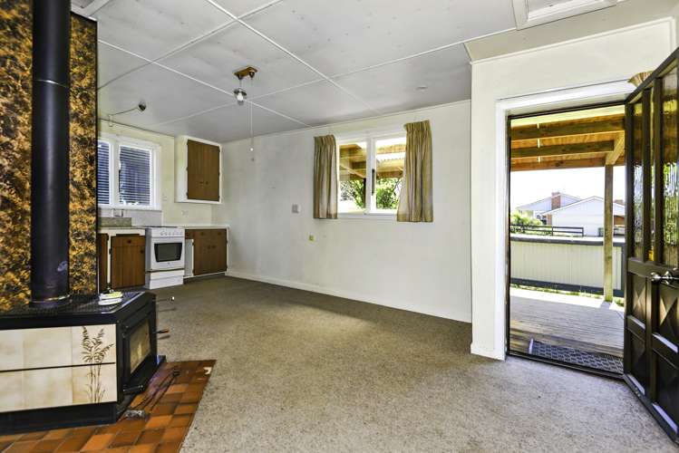 5 North Terrace Darfield_7