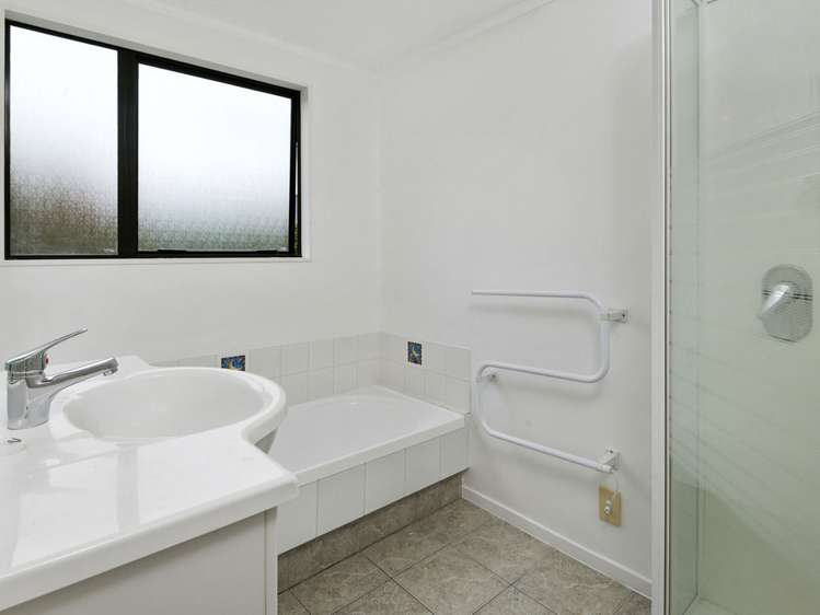 2/12 Mccahill Views Botany Downs_17