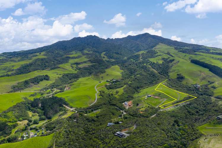 1597 Whaanga Road Raglan_14