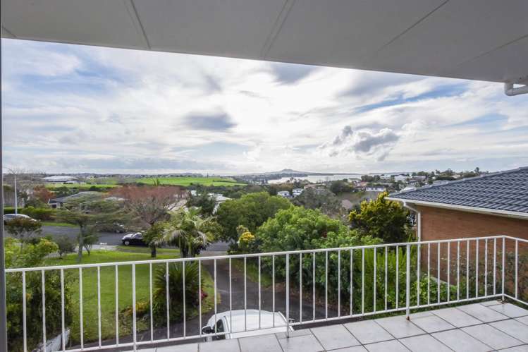 6 Nickleby Place Mellons Bay_10