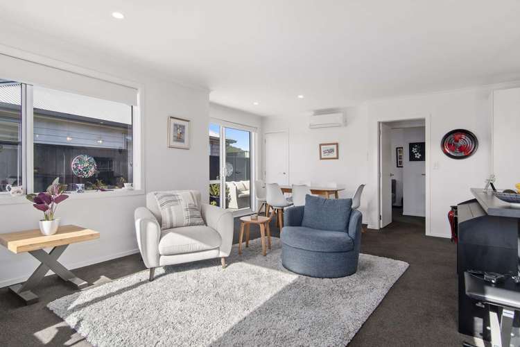 14 Foley Grove Pyes Pa_5