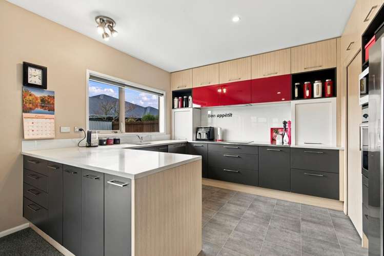4 Montego Close Shirley_8
