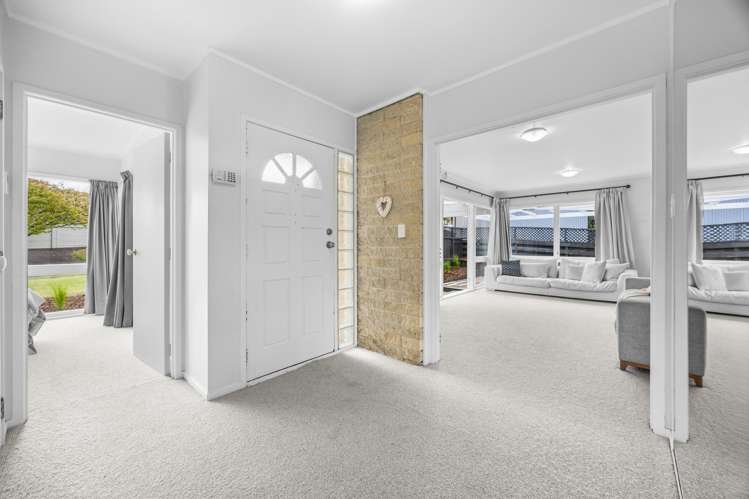 9 Tyrian Close Half Moon Bay_11