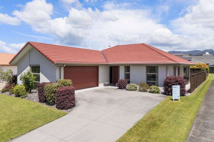 8 Gleneagles Drive Katikati_0