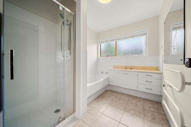 1A Limmer Place Browns Bay_16