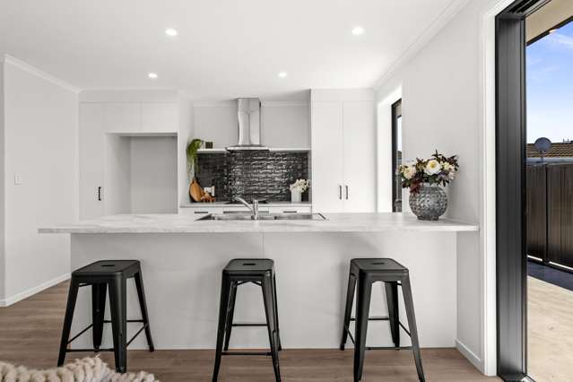 13A Warwick Crescent Taradale_1