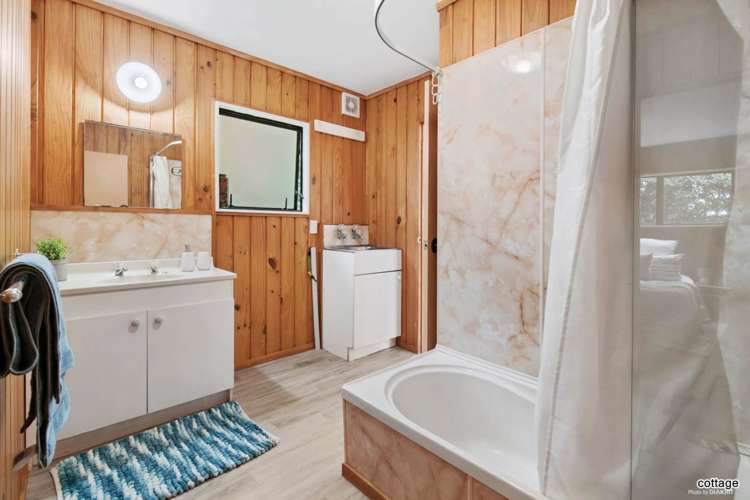 21 Ardern Avenue Stanmore Bay_12