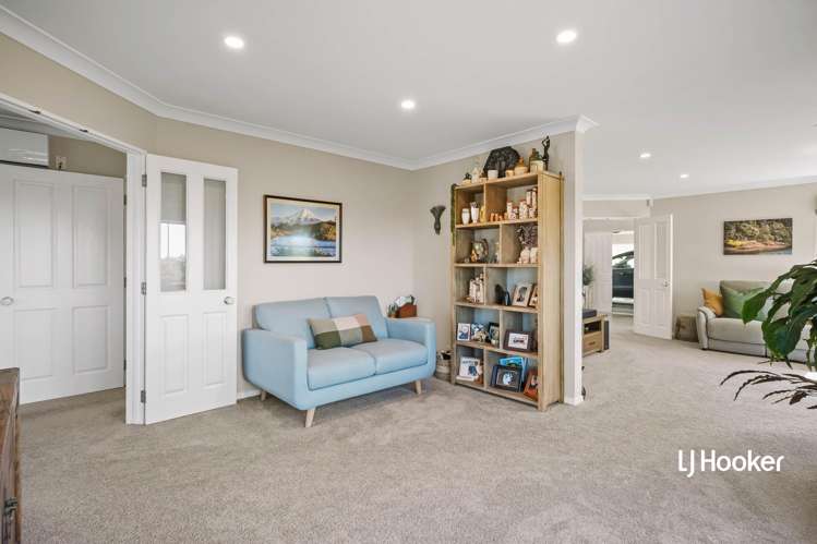 1 Island Vista Athenree_13