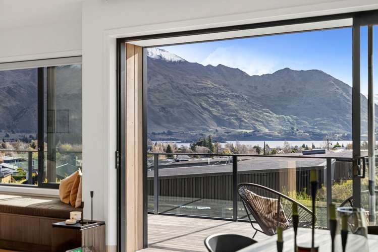 33 Kirimoko Crescent Wanaka_13