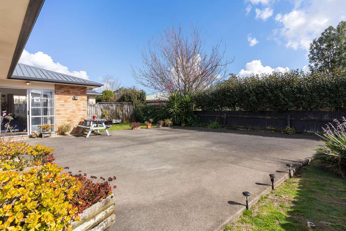 24B Henderson Avenue_5