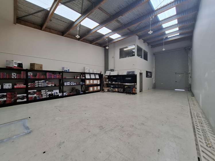 Unit P, 18 Moselle Avenue Henderson_3