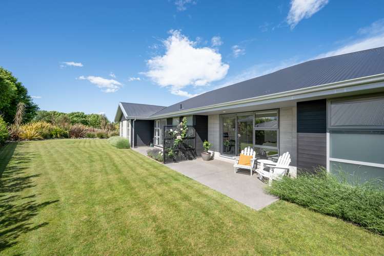 5 Avignon Place Fairhall_44