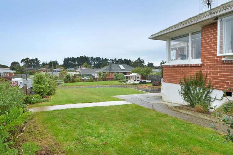 2 Valiant Road Waldronville_15