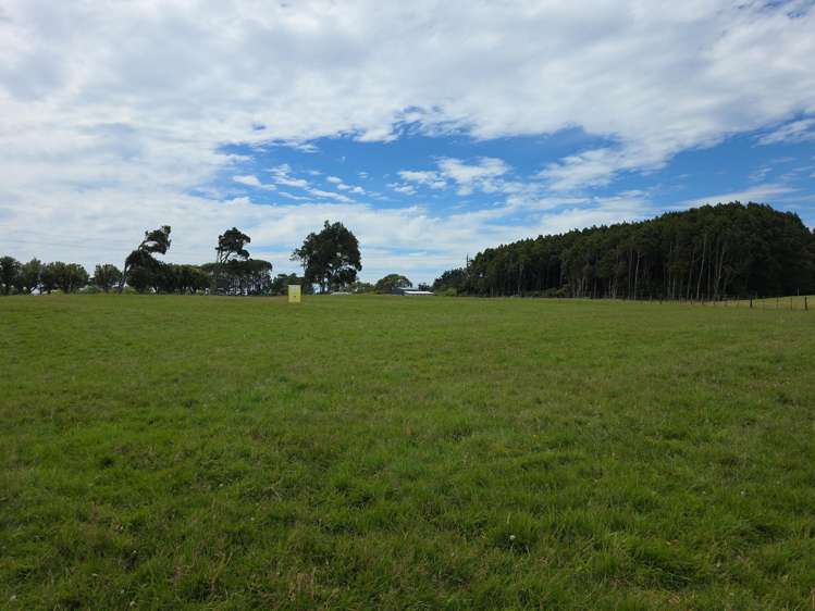 125 Golf Links Road Ruatapu_16