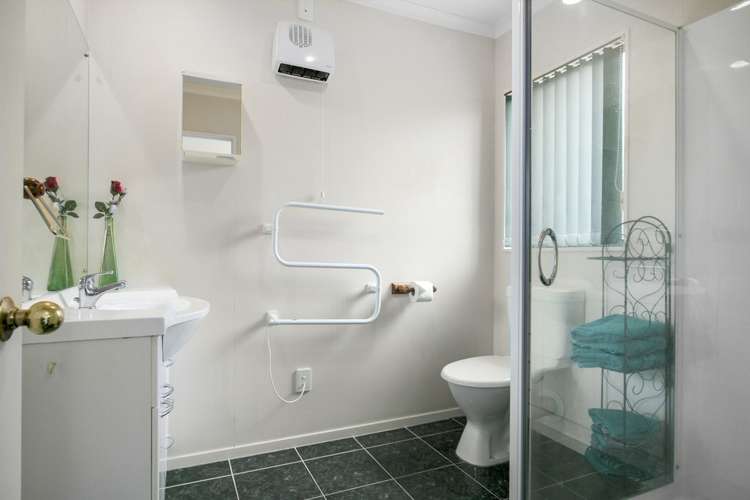 1 Newry Close East Tamaki Heights_17