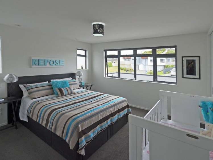 15 Aoraki Rise Aotea_10