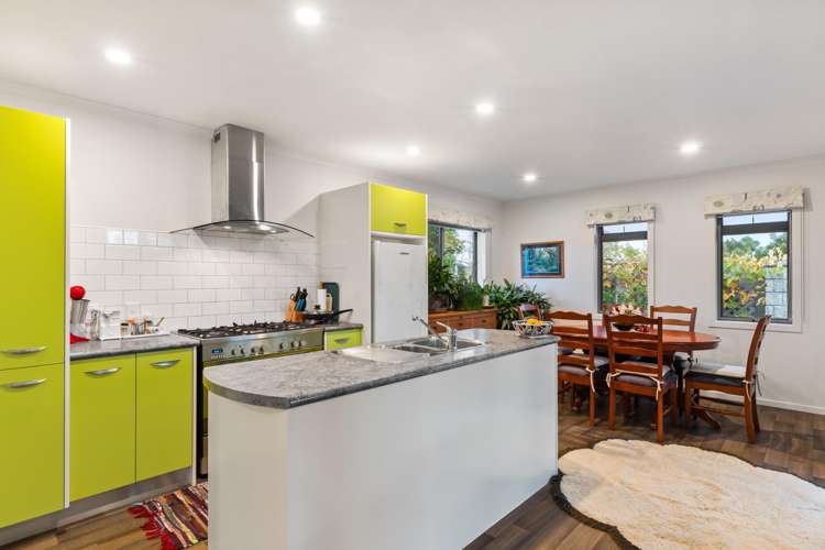 12 Charteris Rise Riverdale_4