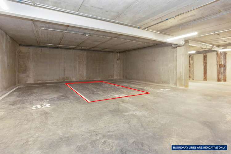 318/9 Madeira Lane Grafton_15