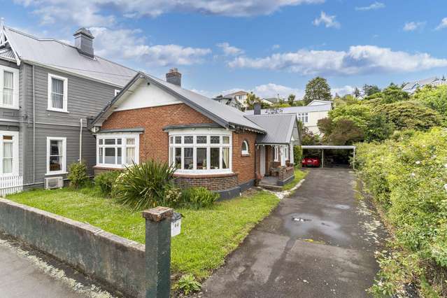 Charming bungalow with space & potential