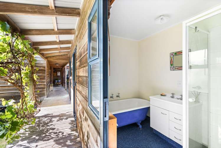 197 Harper Road Waimarama_21