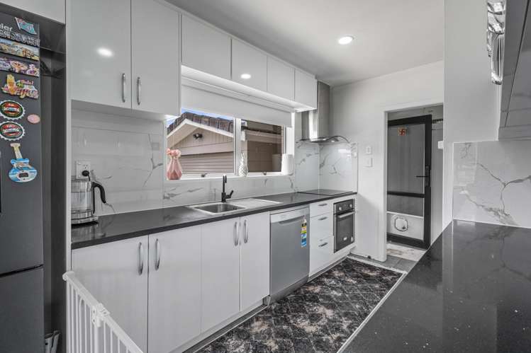 1 Leslie Place Deanwell_6