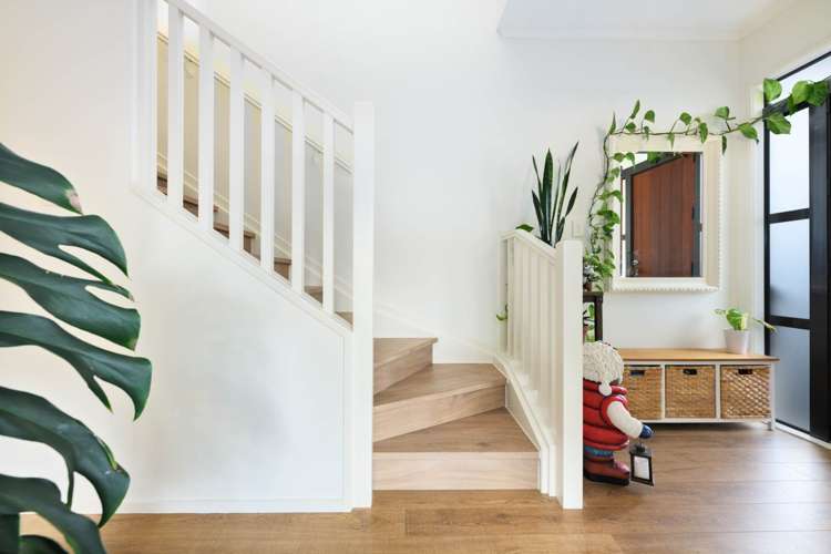 205 Kyle Road Greenhithe_12