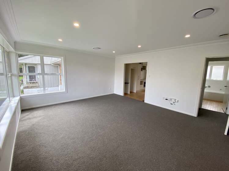 2/43 Turama Road Royal Oak_1