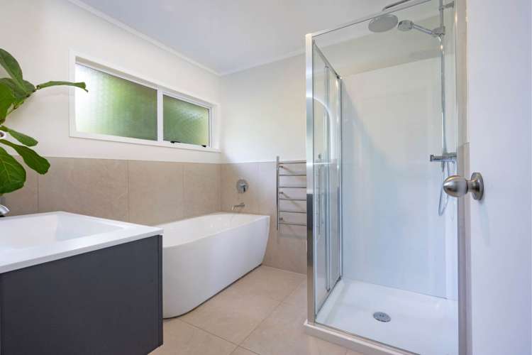 145 Woodlands Park Road Titirangi_13