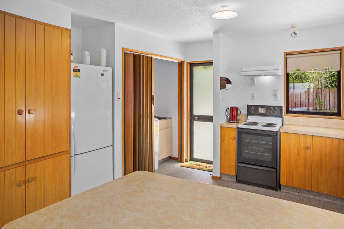 22 Chalet Crescent_4