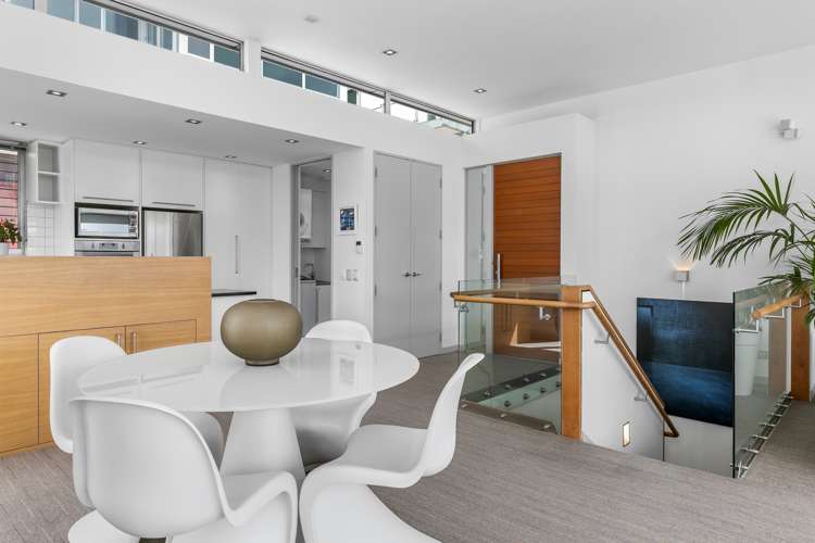 1/22 The Crescent Roseneath_13