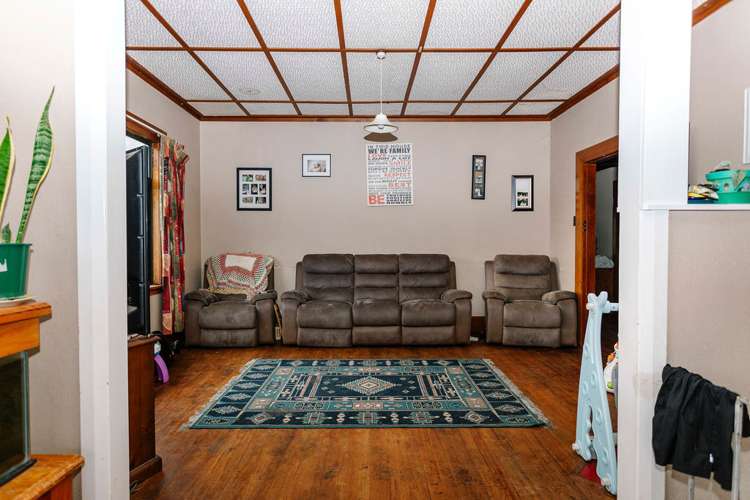 245 High Street Dannevirke_5