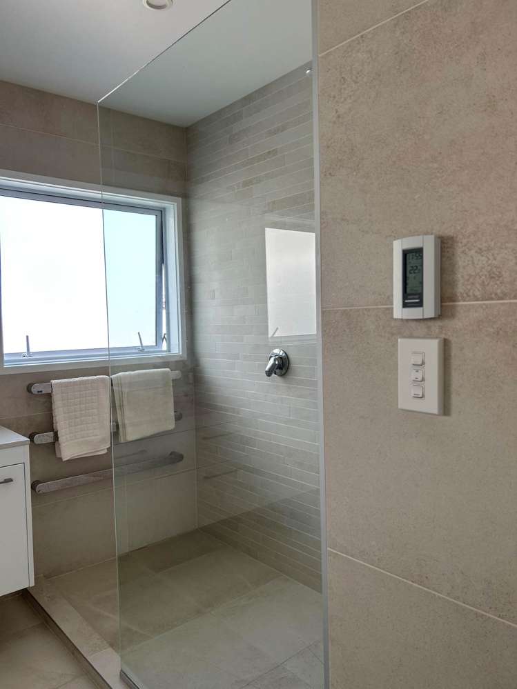 8 Downsview Road Pakuranga Heights_19