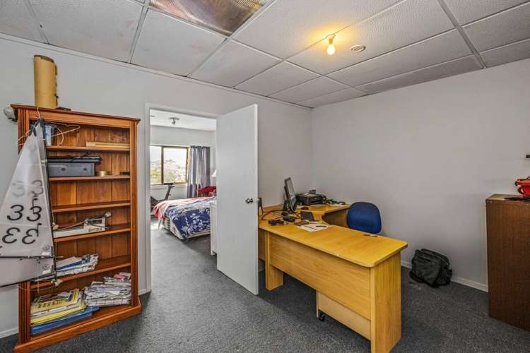 1/2 Westech Place Kelston_5