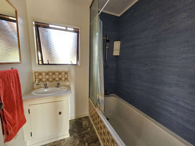 13 Arataki Grove Waitarere Beach_10